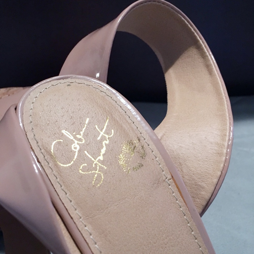 🌷Colin Stuart Patent Wedges 🌷 Worn 1x!! 🌷 - Picture 8 of 8